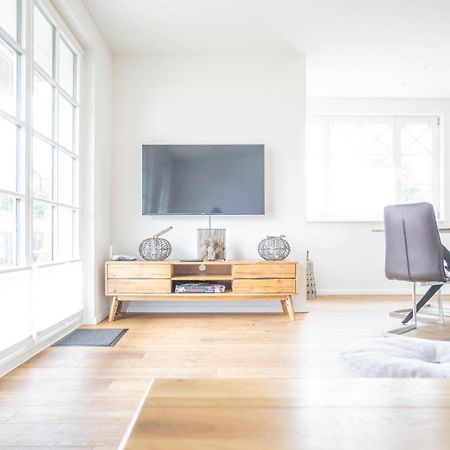 Jade 1 Villa Борн Екстериор снимка